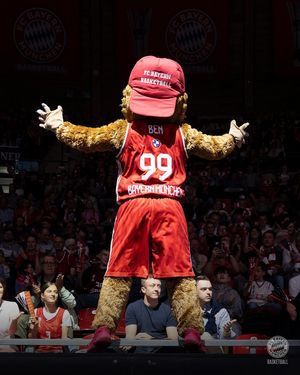 Image post by @fcbayernbasketball on Instagram