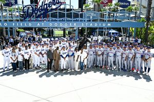 Image post by @losdodgers on Instagram