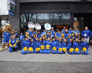 Image post by @hofstradanceteam on Instagram