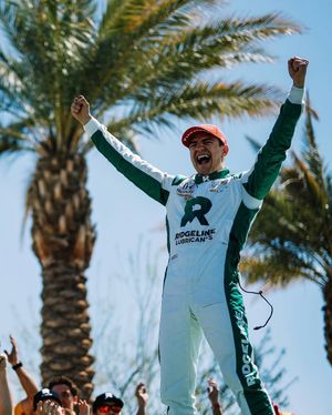 Image post by @indycar on Instagram