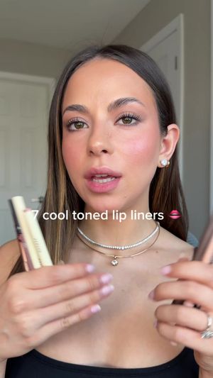 Video post by @anyaweitz on TikTok