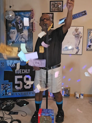 Video post by @carolina_mic on TikTok