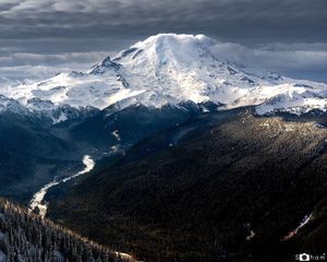 Image post by @nationalparkscollective on Instagram
