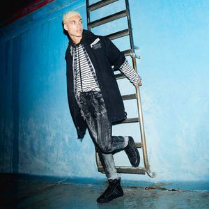 Image post by @DIESEL on Twitter