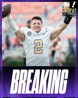 Video post by @yahoosports on TikTok