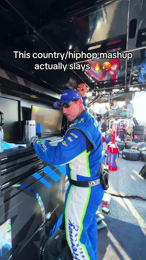 Video post by @freewayinsurance on TikTok