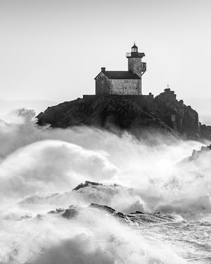 Image post by @mathieurivrin_photographies on Instagram