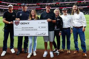 Image post by @dbacksgiveback on Instagram