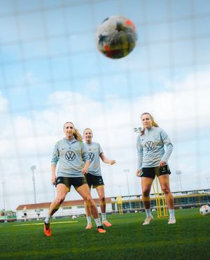 Image post by @vfl.wolfsburg.frauen on Instagram