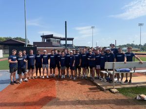 Image post by @leeubaseball on Instagram