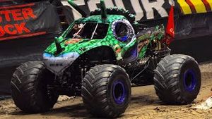 Video post by @monstertruckdaily on YouTube