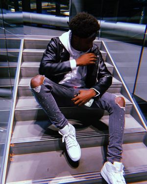 Image post by @iamtheroyalguard on Instagram