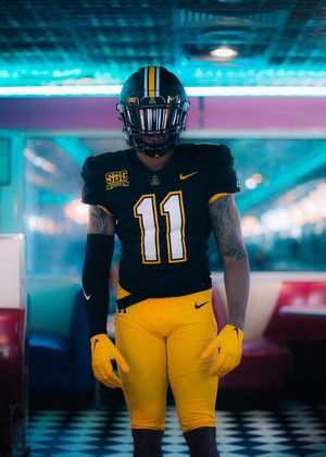 Image post by @AppState_FB on Twitter
