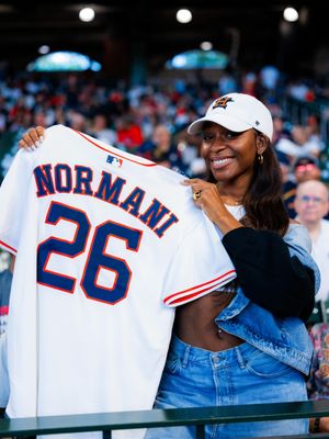 Image post by @astros on Instagram