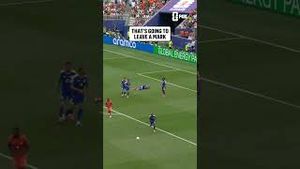 Video post by @FOX Soccer on YouTube