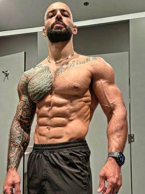 Image post by @kingricochet on Instagram