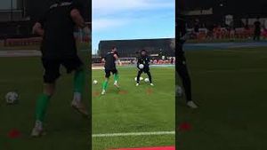 Video post by @jaimebarcelogk on YouTube