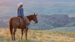 Image post by @cowgirlmagazine on Instagram