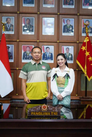 Image post by @dewiperssik_real on TikTok