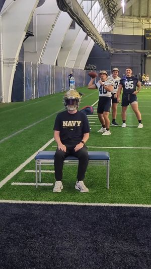 Video post by @navyfb on Instagram