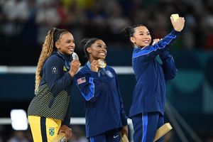 Image post by @usagym on Instagram