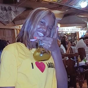 Image post by @queendianastory on Instagram