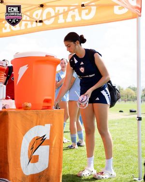 Image post by @ecnlgirls on Instagram