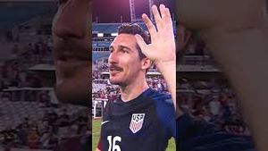 Video post by @FOX Soccer on YouTube