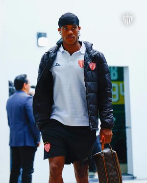 Image post by @clubnecaxa on Instagram