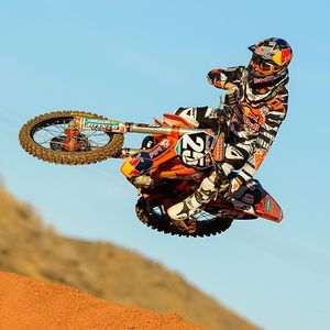Image post by @racerxonline on Instagram