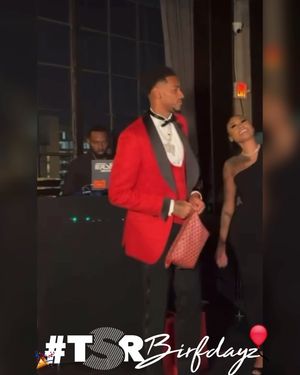 Image post by @theshaderoom on Instagram