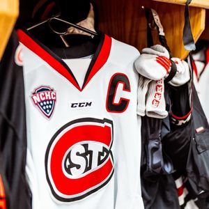 Image post by @scsumhockey on Instagram