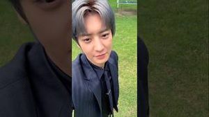 Video post by @weareoneexo on YouTube
