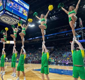 Image post by @oregoncheer on Instagram