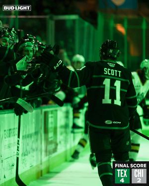 Image post by @txstarshockey on Instagram