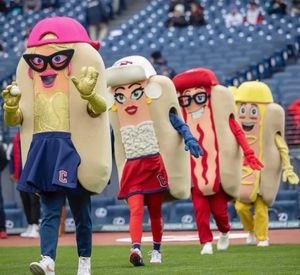 Image post by @clehotdogs on Instagram
