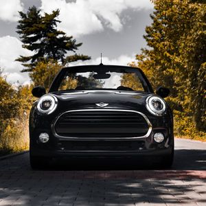 Image post by @plusautotrade on Instagram