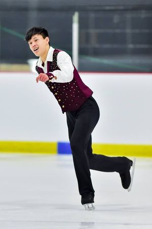 Image post by @patinageqc on Facebook