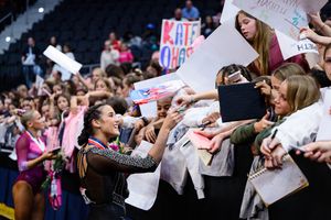 Image post by @usagym on Instagram
