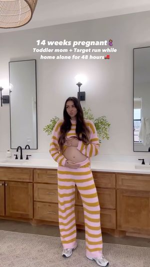 Video post by @sabrinanoellee on Instagram