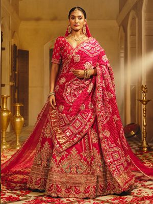 Image post by @ambika_fashion_kolkata on Instagram