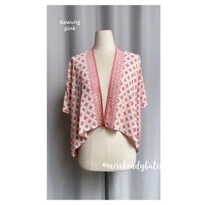 Image post by @misskendybatik on Instagram