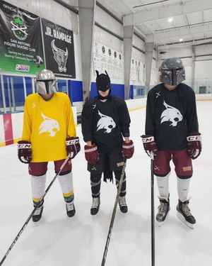 Image post by @txst_hockey on Instagram