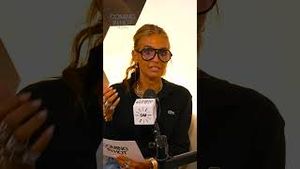 Video post by @shop.with.caroline on YouTube