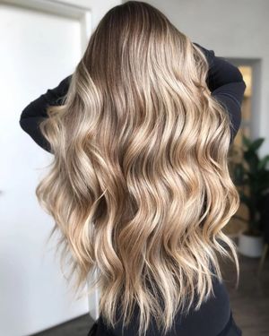 Image post by @behindthechair_com on Instagram