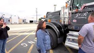 Video post by @inlandkenworth on YouTube
