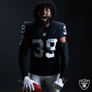 Image post by @Raiders on Twitter