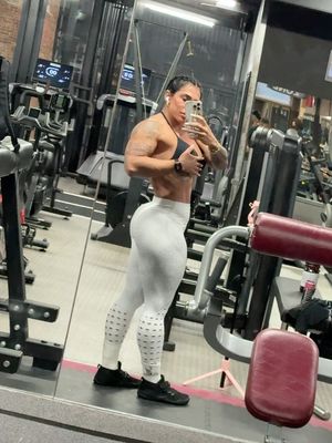 Image post by @figen.sahin_ifbbpro on Instagram