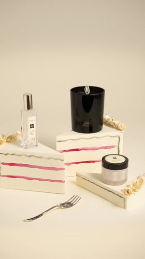 Video post by @jomalonelondon on TikTok