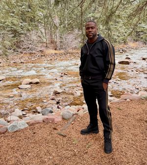 Image post by @kevinhart4real on Instagram